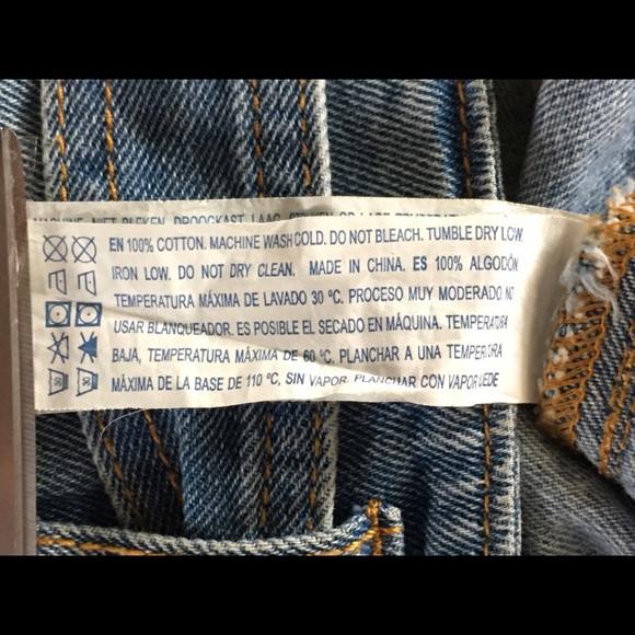 Forever 21 women’s high waisted jean short size 30 - Picture 3 of 4